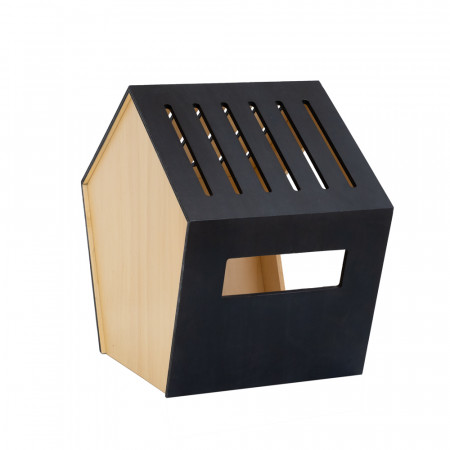 DESIGN Wooden house for cats